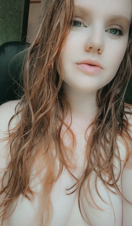 eveeg model pornographic photos