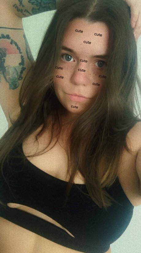 onlysnuchifree erotic pornstar image