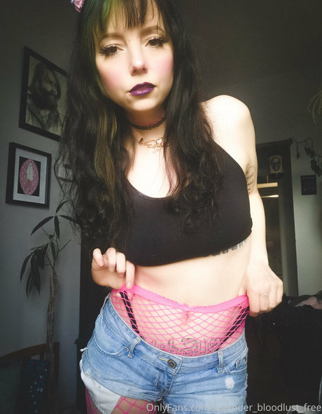 lavender bloodlust free nudes actress picture