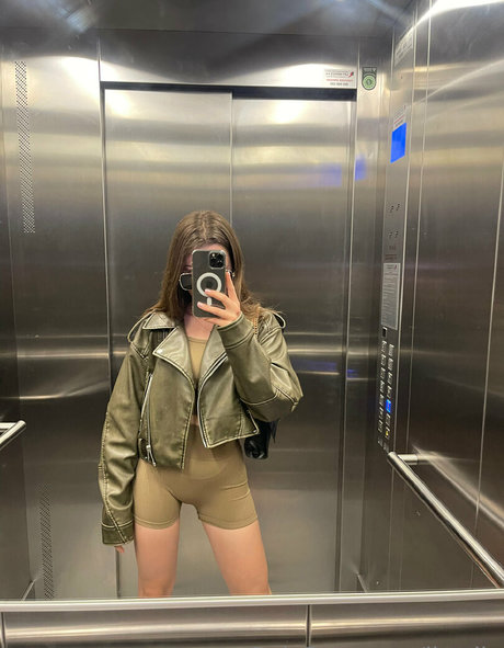 rosamelloveyou perfect model picture