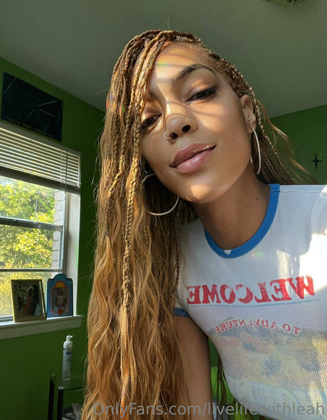 leahsade pornstar hd pictures