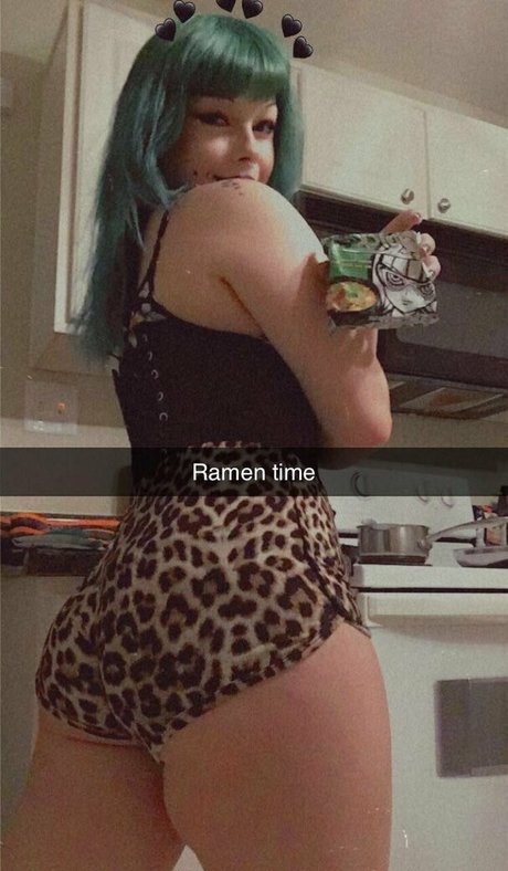 damndestcreature2 sexy actress pics