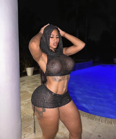 Karen Havary art pornstar photo