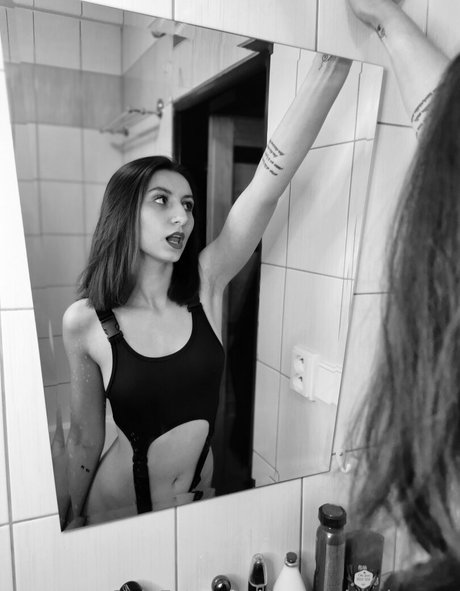 undressing onlyfans sexy nude images