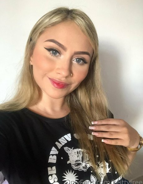 keittyfree hot actress images