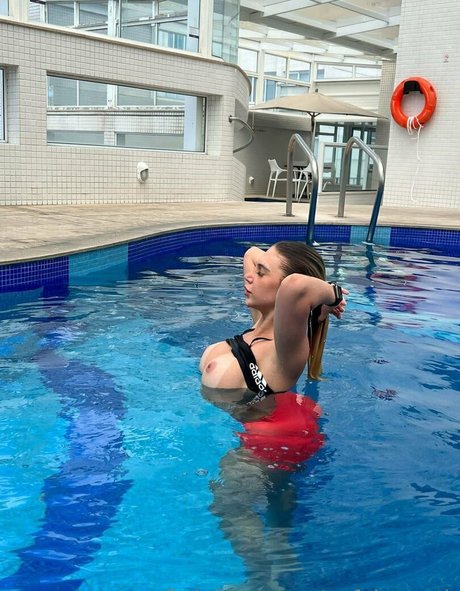 Fernanda Coser star art gallery