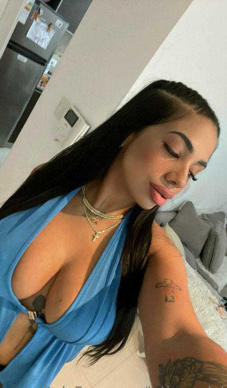 shemale cumshot onlyfans hot pictures