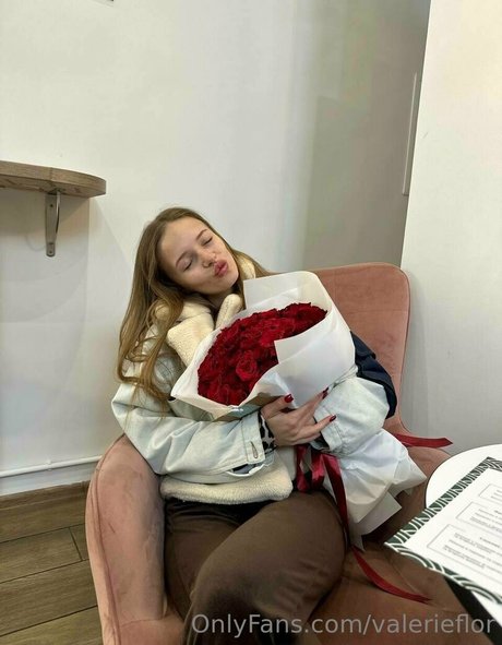 valerieflor pornographic star image
