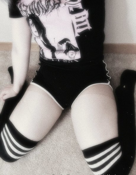 shiloh owo model nude photo