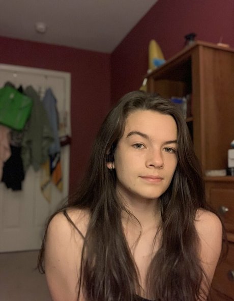 chapstickbxtch naked star photo