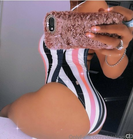 DejaBooty1 porn model gallery