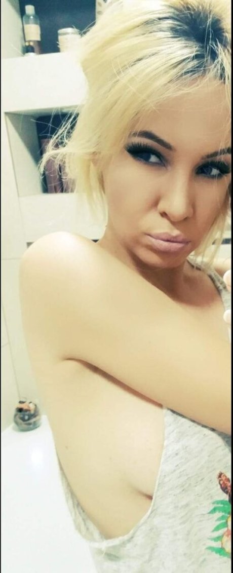 Teachers pretty model pic