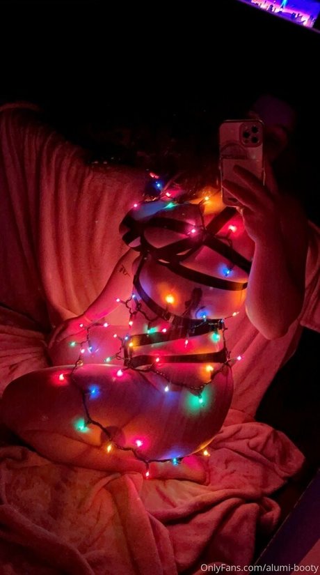 alumi booty nudes actress picture