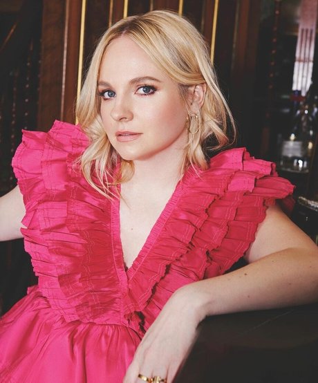 Georgia Moffett xxx model image