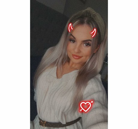 gloryhole princess onlyfans adult pics