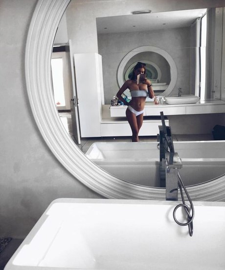 Alyssa Randall pornstar high quality image