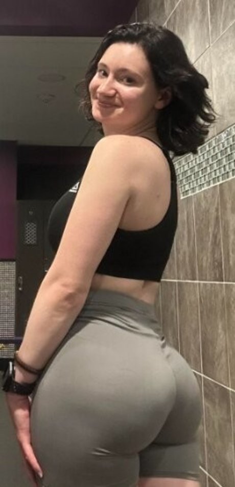 Brianna Juscenia exclusive actress pictures