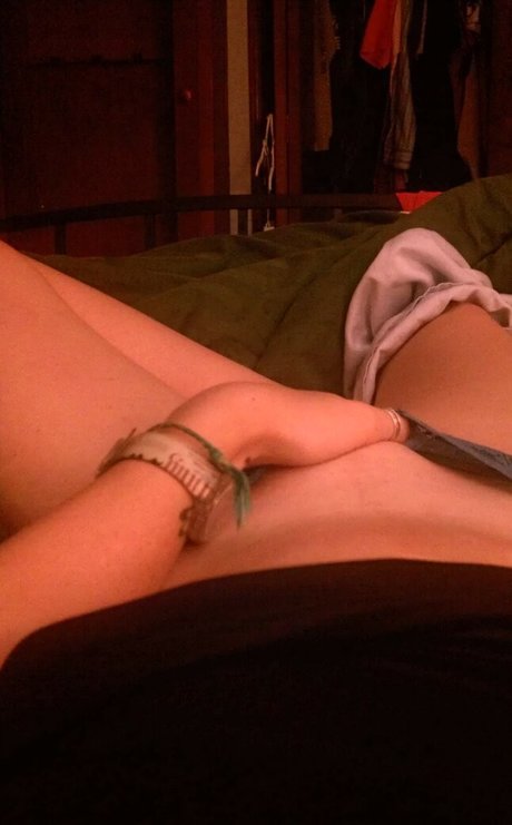 gingerthrone adult actress galleries