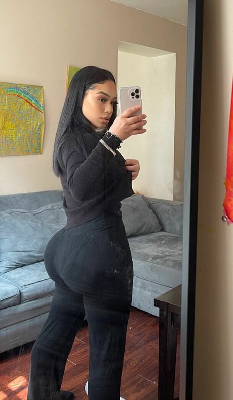 Gigifrmtexas erotic pornstar image