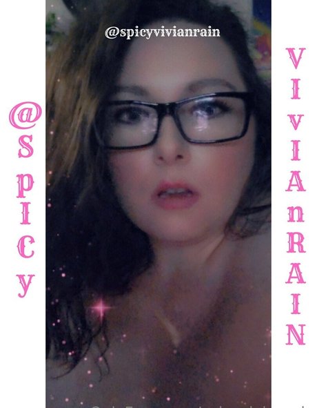 spicyvivianrain nude star photos
