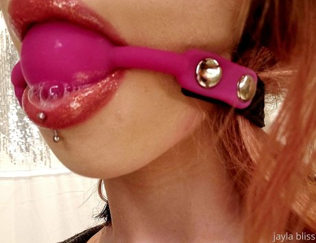 Supersmashoe model hd photo