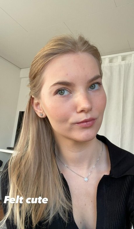 vanessaahlstrom beautiful actress pics