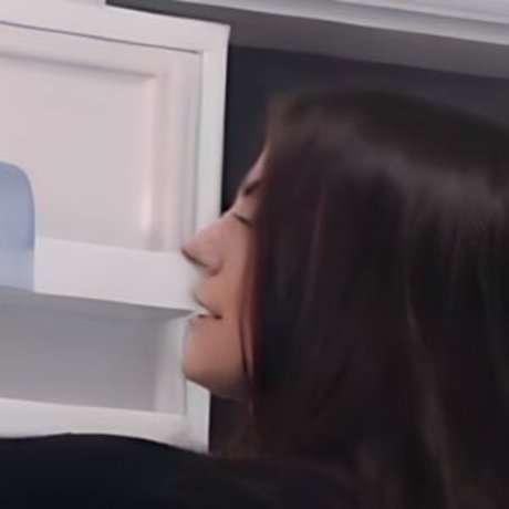 Notanyla pornographic model img