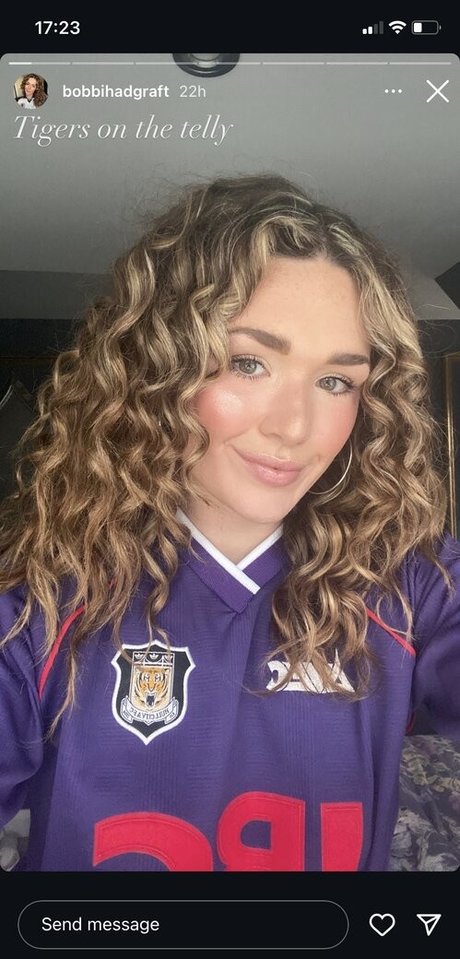 Bobbi Hadgraft nice model photos