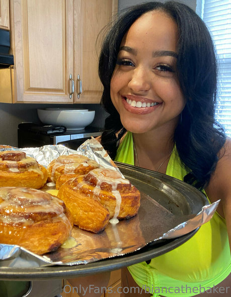 biancathebaker pornstar perfect photos