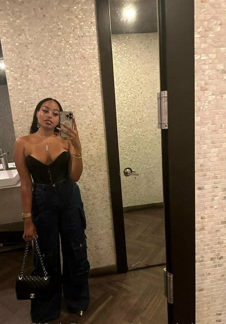 biancathebaker model high quality pic