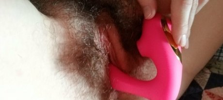 kneebes nudes model images