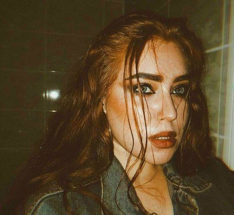 eda sweet perfect model photo