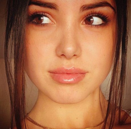 Giusy Meloni pornstar beautiful photos