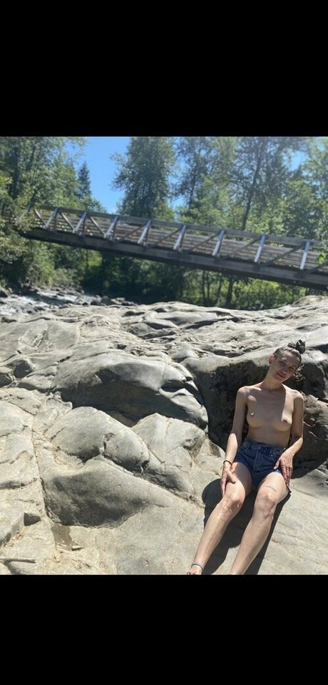 sativa bby xxx star photo