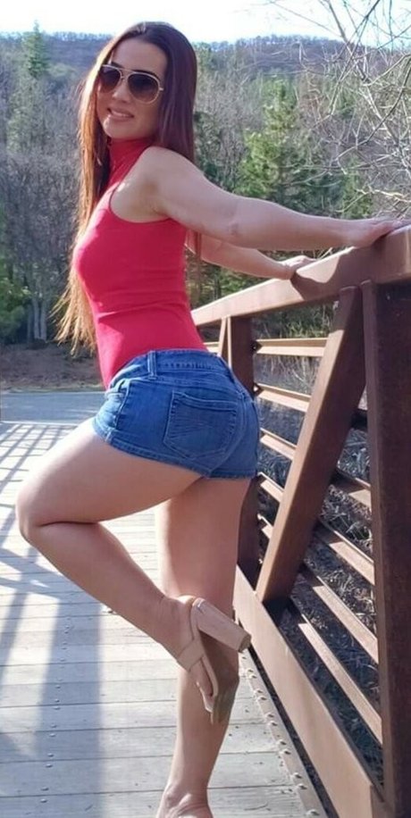 eyes onlyfans free sexy pics