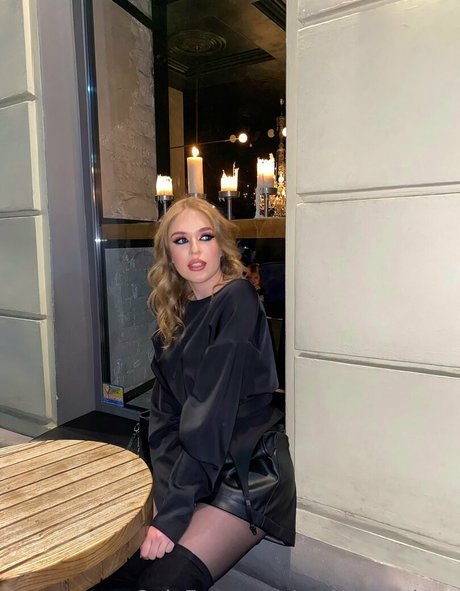 alexa sunny pornstar sexy picture