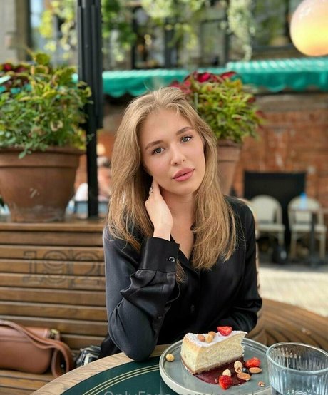 alexa sunny star art picture