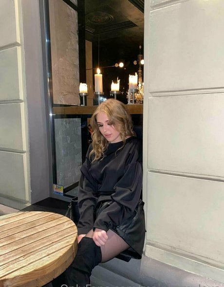 alexa sunny model top pics