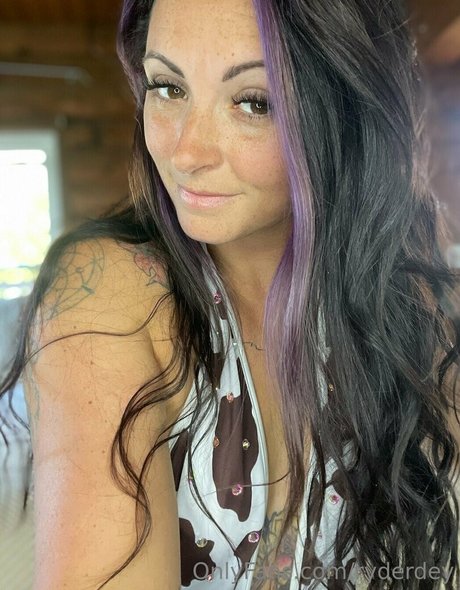 Ryder Dey free actress galleries