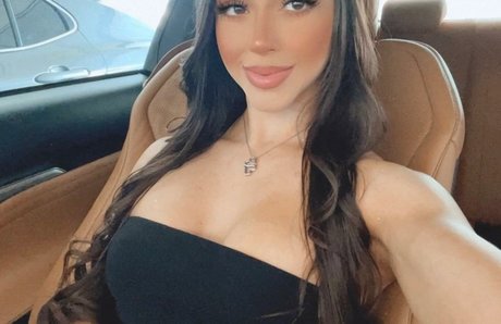 karenn fit pornstar nudes images