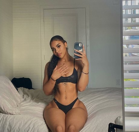 female bodybuilder onlyfans free naked image