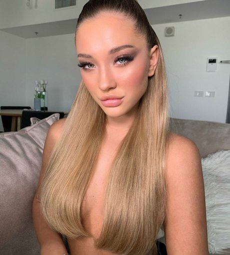 Alexandra Cohen model top archive