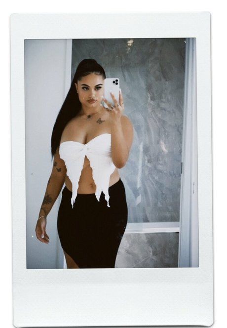 taylaraywhite naked star pictures