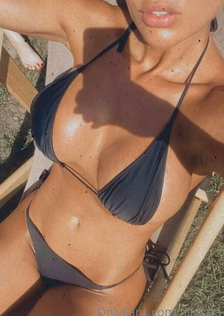 fit nata nudes model pic