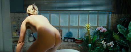 Amy Smart hot model galleries