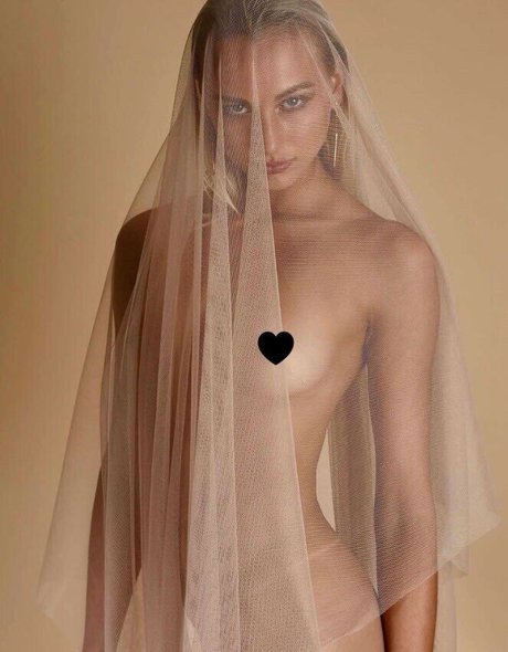 Stephanie Belovukovic xxx actress galleries