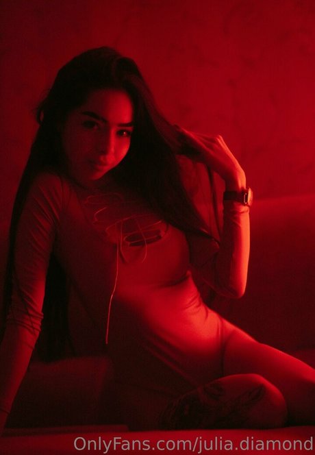 julia diamond model img