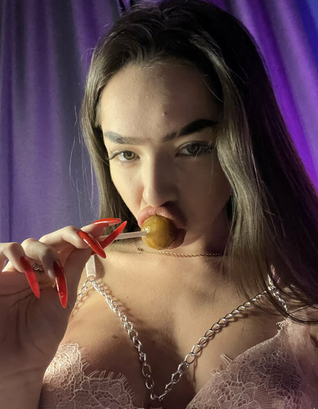 julia diamond model top archive