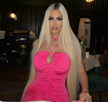 andreatsbarbie Quick model image