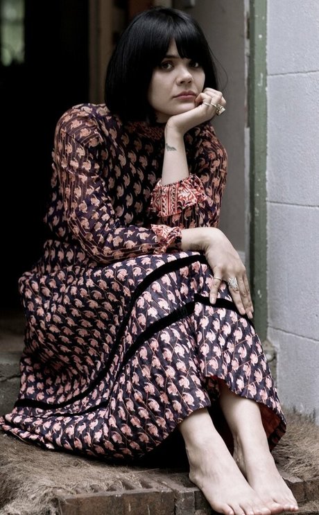 Natasha Khan hd pornstar picture